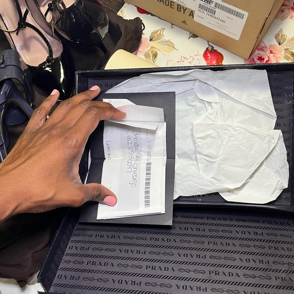 Authentic Prada Saffiano Wallet on a Chain Crossbody bag - Picture 7 of 8